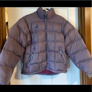 Retro purple puffer jacket! Full zip up